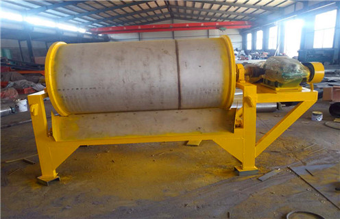 干式磁選機，干式強磁選機怎樣才能增加高磁感強度的屬性？_磁性礦粒鐵礦錳礦干式磁選機_干式強磁選機怎樣才能增加高磁感強度的屬性？工作視頻皮帶及結構價格