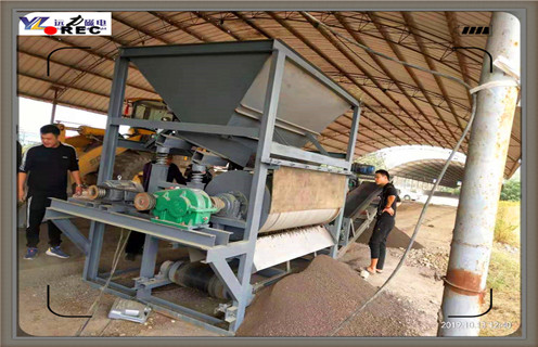 鐵礦磁選機(jī),江蘇鐵礦磁選機(jī)多少錢1臺(tái)_江蘇鐵礦磁選機(jī)多少錢1臺(tái)如何選鐵參數(shù)規(guī)格一般是多少_生產(chǎn)廠家 鐵礦磁選機(jī),江蘇鐵礦磁選機(jī)多少錢1臺(tái)_江蘇鐵礦磁選機(jī)多少錢1臺(tái)如何選鐵參數(shù)規(guī)格一般是多少_生產(chǎn)廠家